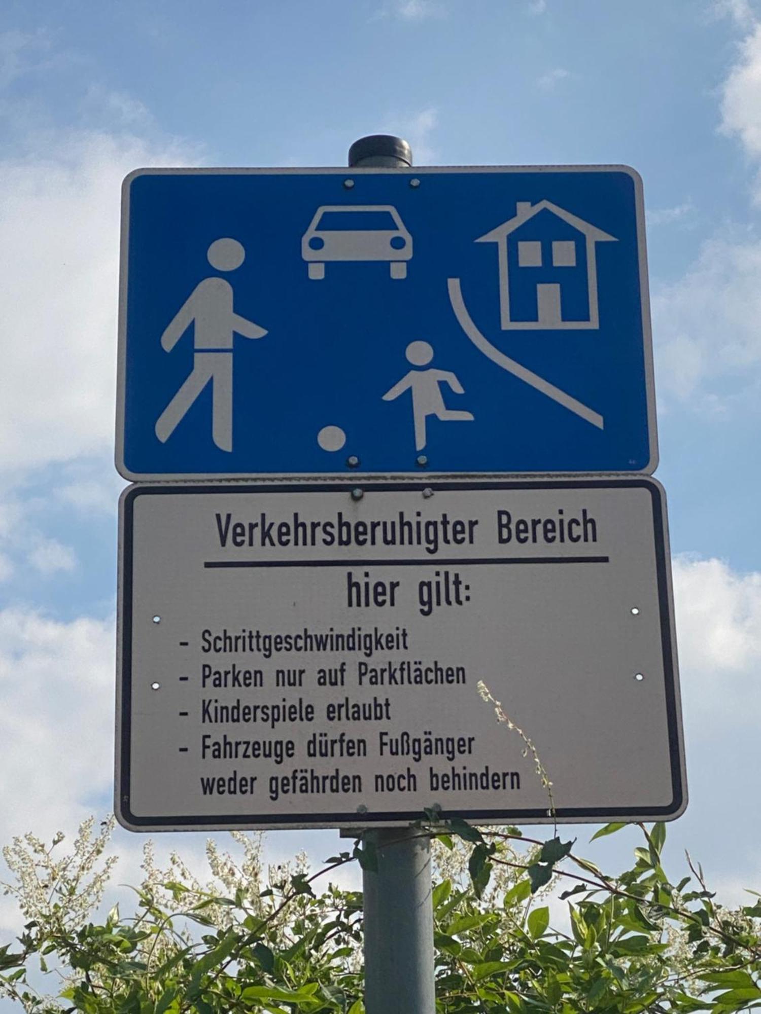 Zimmer Am Bachlauf Γκελσενκίρτσεν Εξωτερικό φωτογραφία